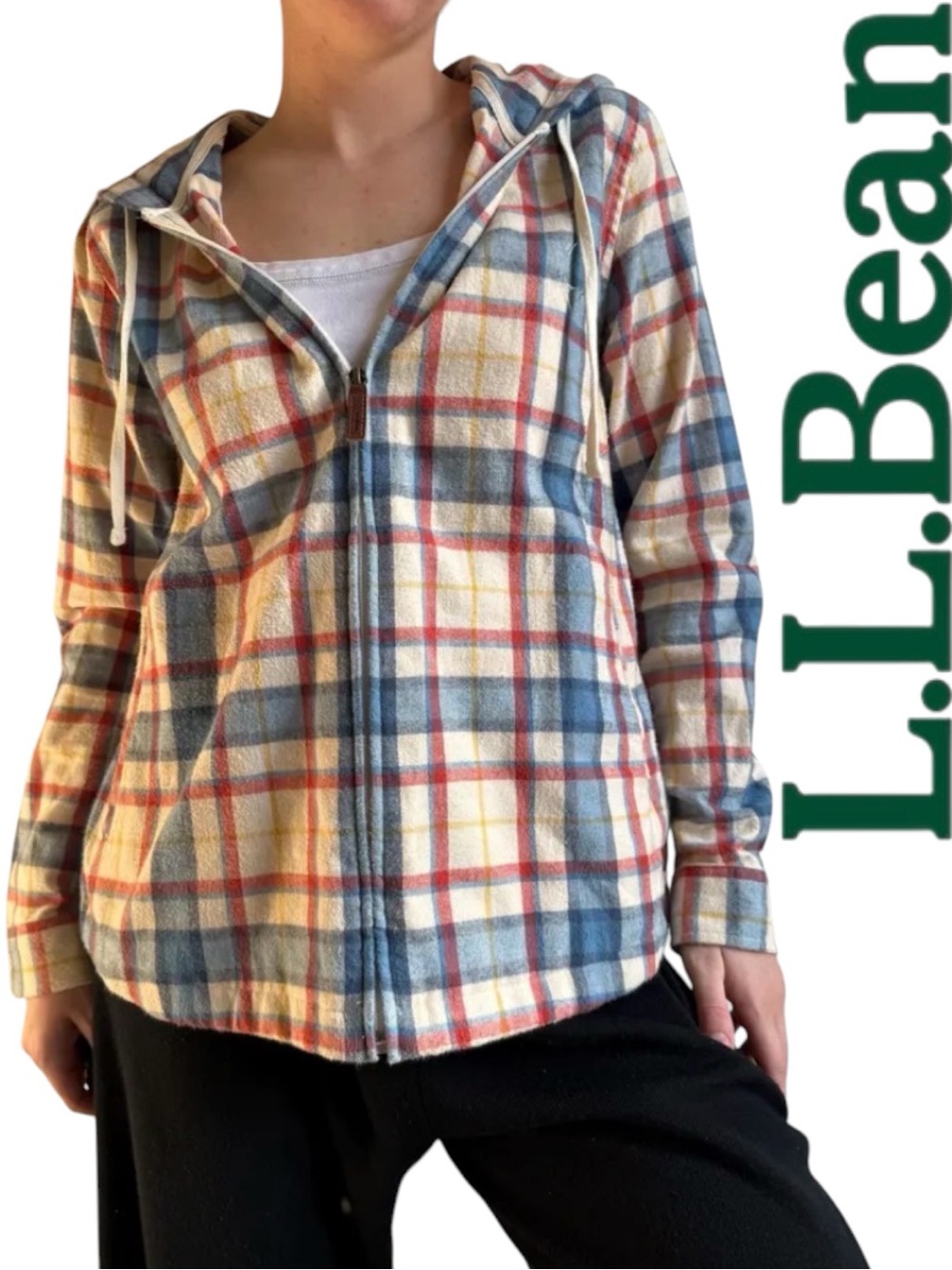 NWT L.L. Bean Women's Scotch Plaid
Flannel Shirt, Relaxed Zip Hoodie Size/Medium